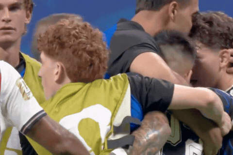 Cái tát cầu thủ Argentina của Bellingham khiến fan vỡ mộng