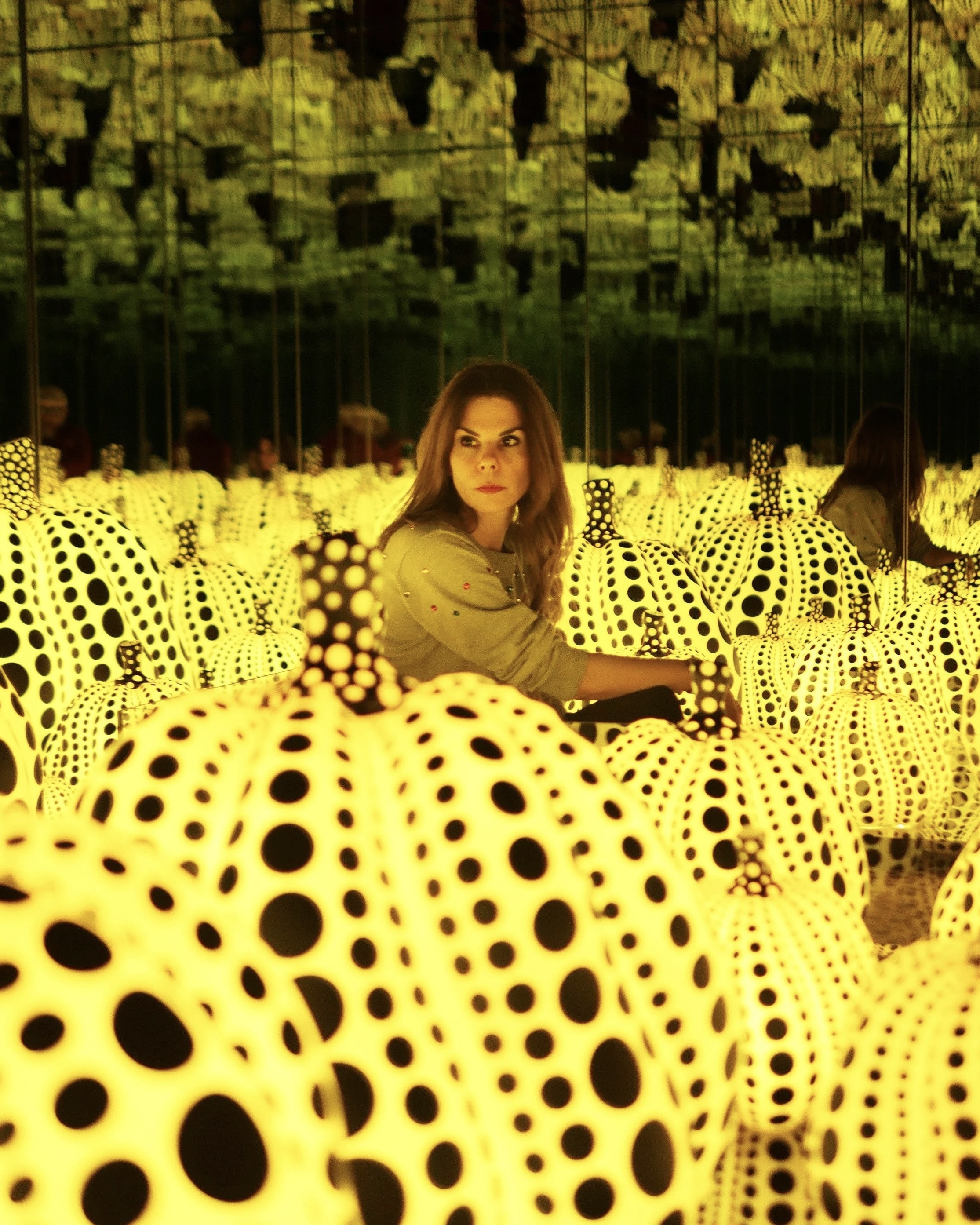 t&aacute;c phẩm,  Yayoi Kusama,  nữ ho&agrave;ng chấm bi,  Kusama ảnh 7