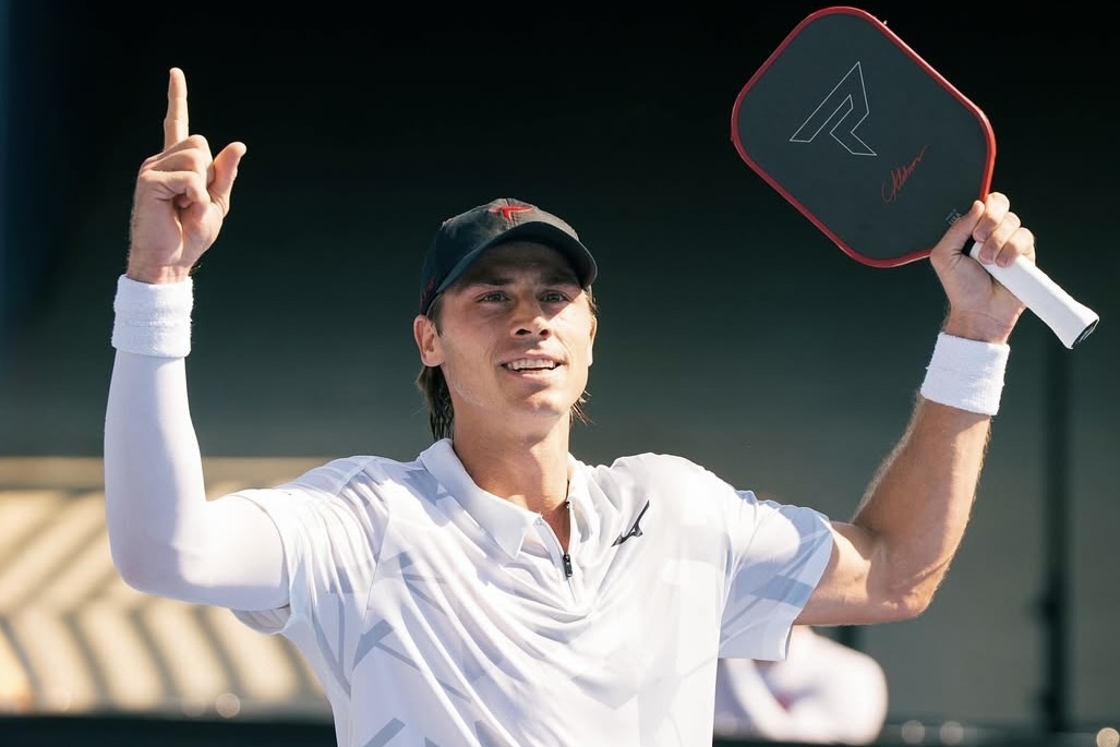 Tay vợt pickleball hàng đầu bật khóc 4 lần vì một cuốn sách