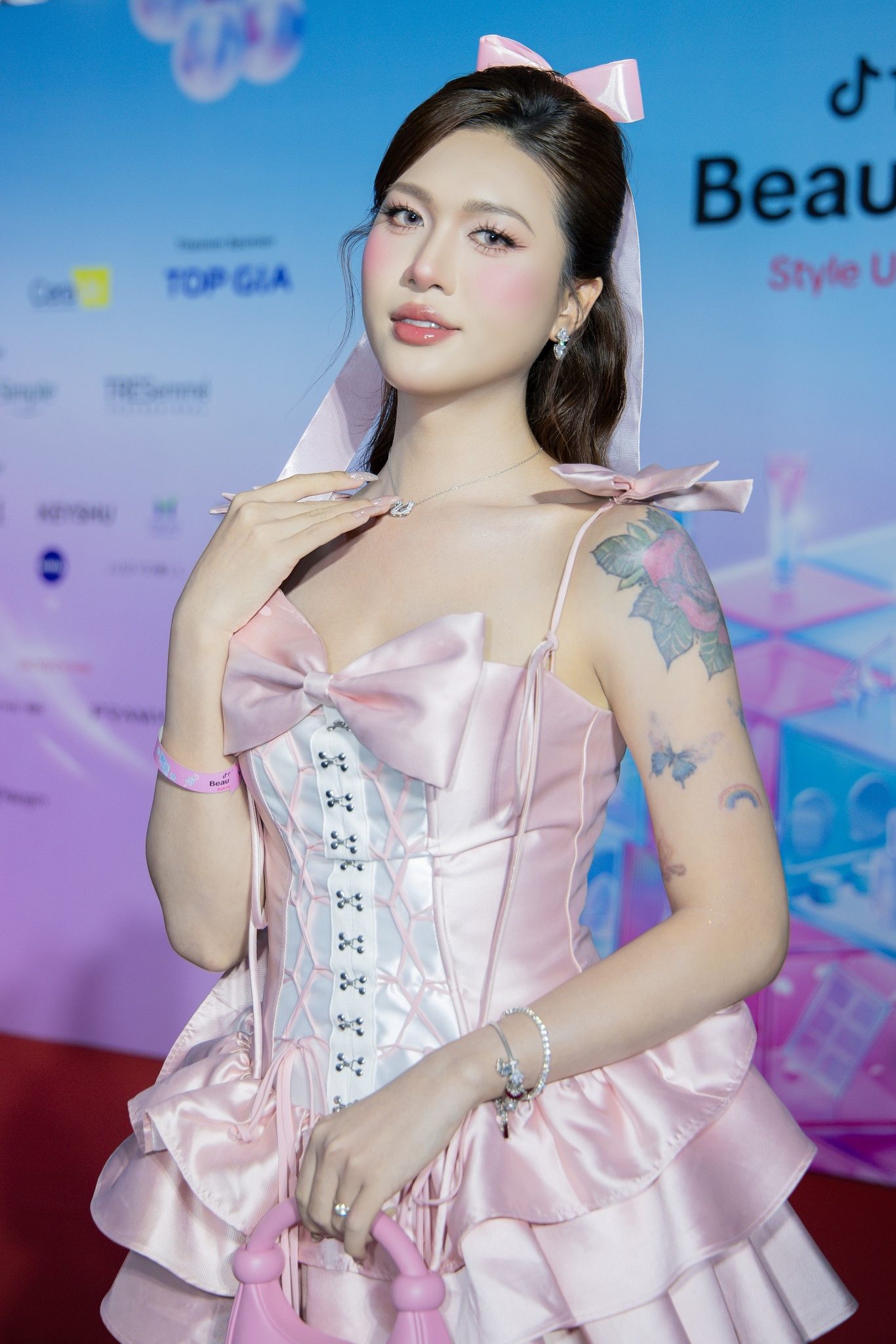 tiktok, TikTok Beauty Fest, Bờ sông Sài Gòn ảnh 2 tiktok, TikTok Beauty Fest, Bờ sông Sài Gòn ảnh 2