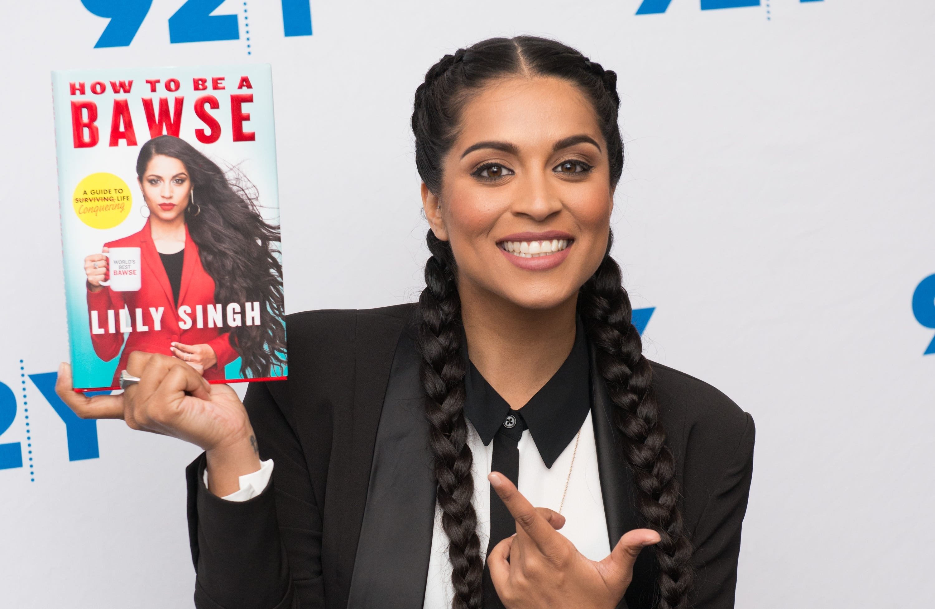 MrBeast,  s&aacute;ch,  Lilly Singh ảnh 1