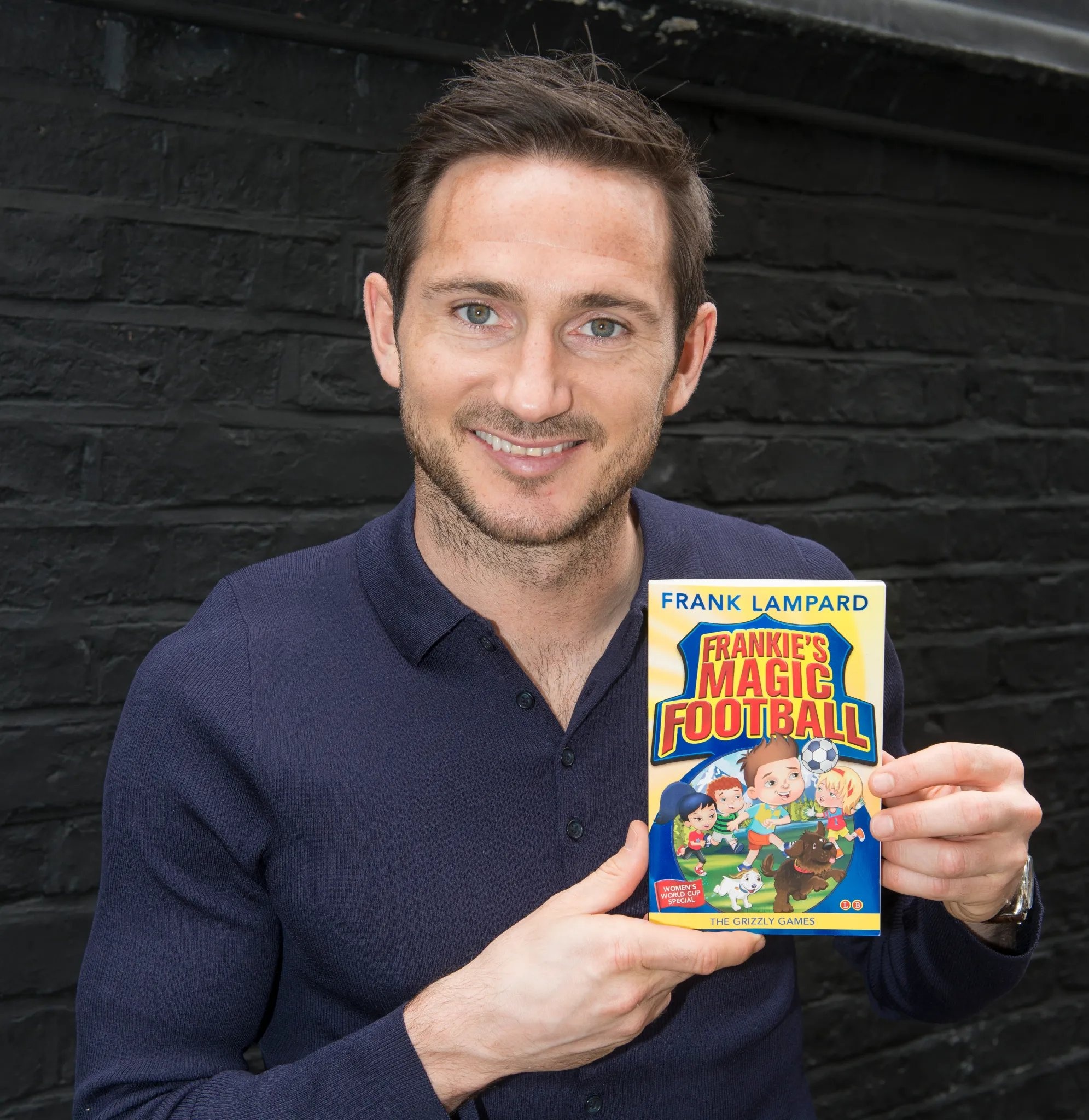 s&aacute;ch,  thiếu nhi,  Frank Lampard,  t&aacute;c giả,  đọc s&aacute;ch,  Chelsea ảnh 2