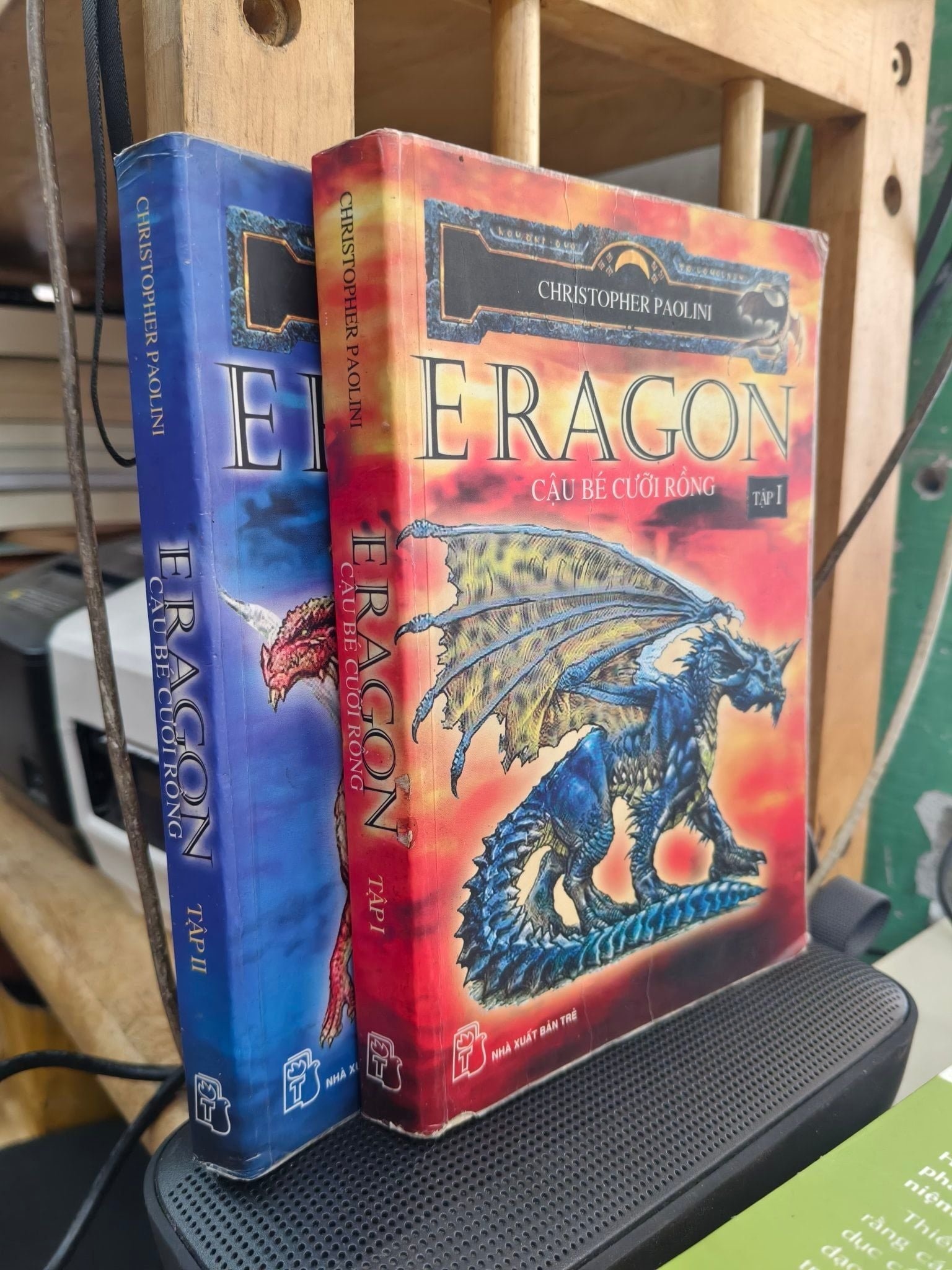 a,  s&aacute;ch,  Anna Bright,  &Aacute;nh Dương,  Eragon,  Cậu b&eacute; cưỡi rồng,  Christopher Paolini ảnh 1