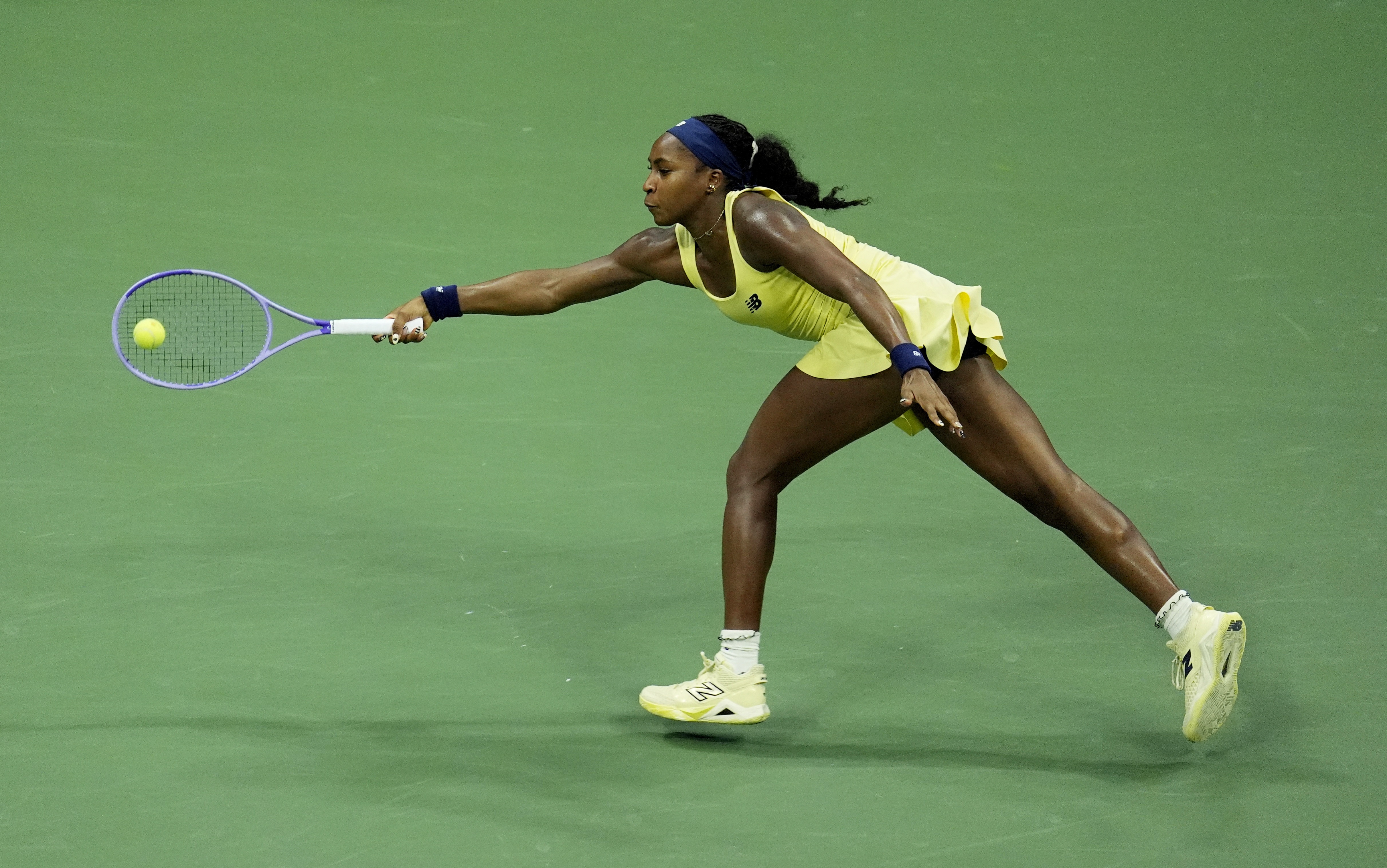 Nhà vô địch Grand Slam 'đua' đọc 24 cuốn sách với người yêu