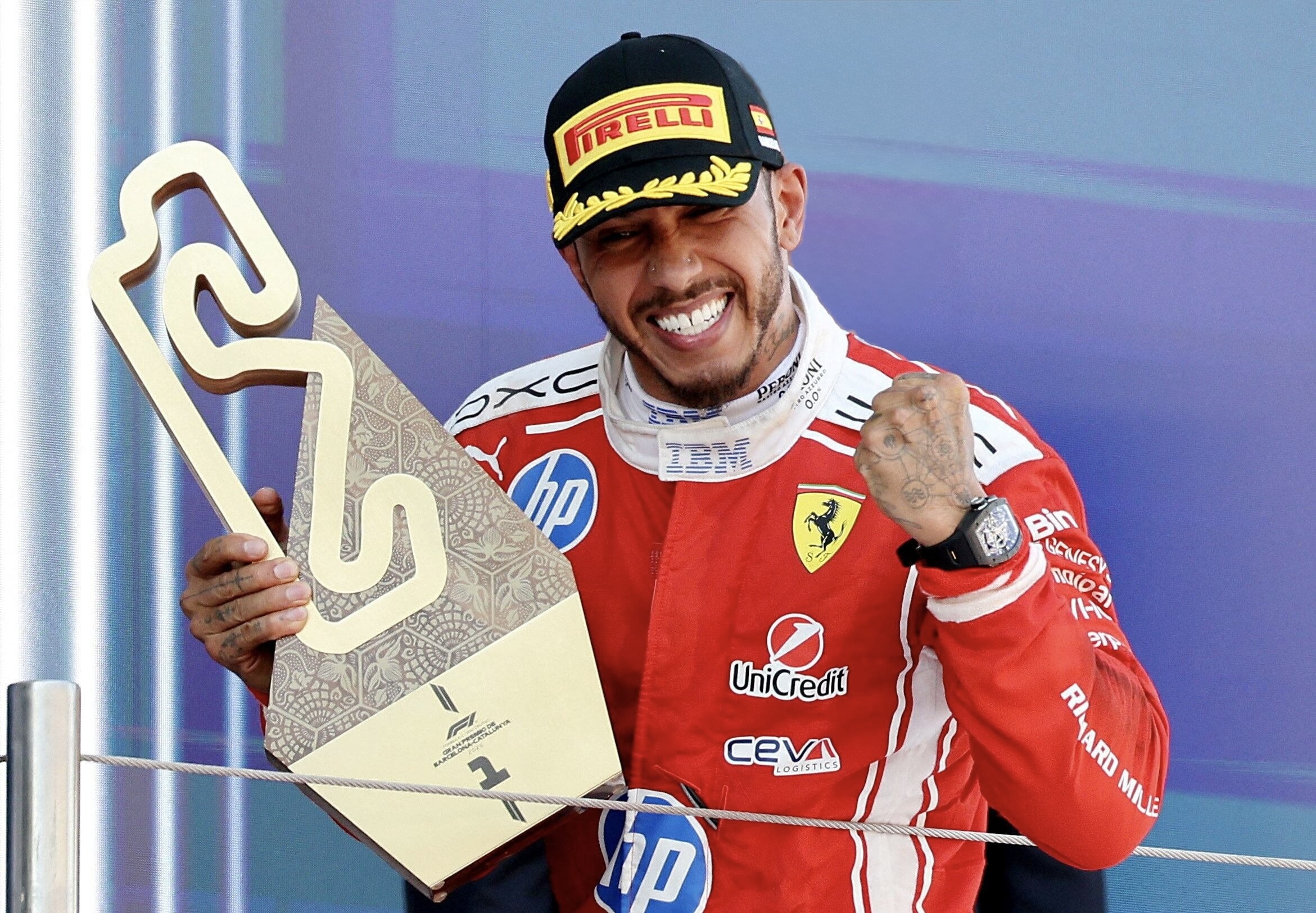 Cuốn sách khiến tay đua F1 Lewis Hamilton muốn 'đọc đi đọc lại'