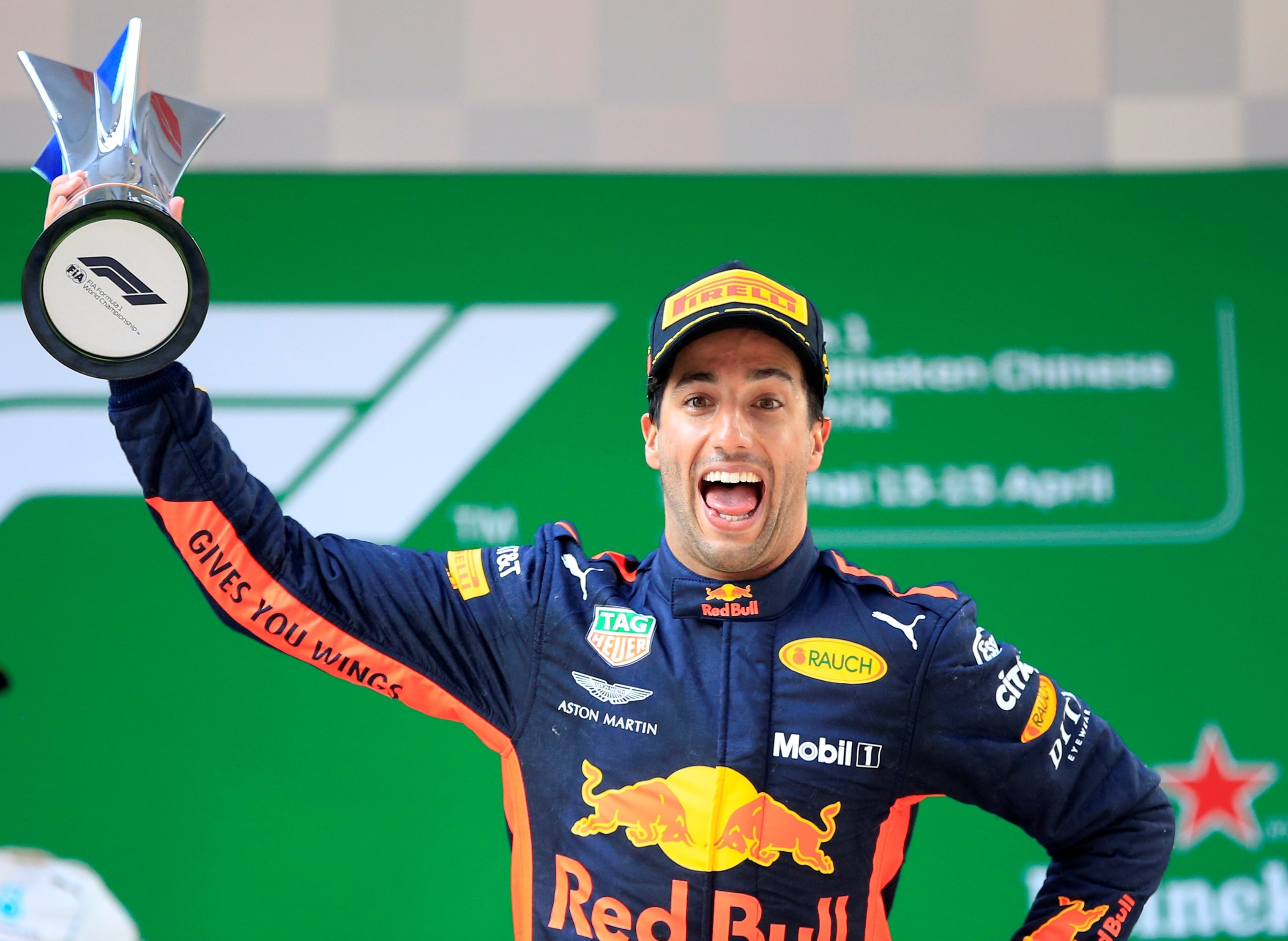 s&aacute;ch,  đọc s&aacute;ch,  f1,  Daniel Ricciardo,  Lửng mật,  Ricciardo ảnh 1