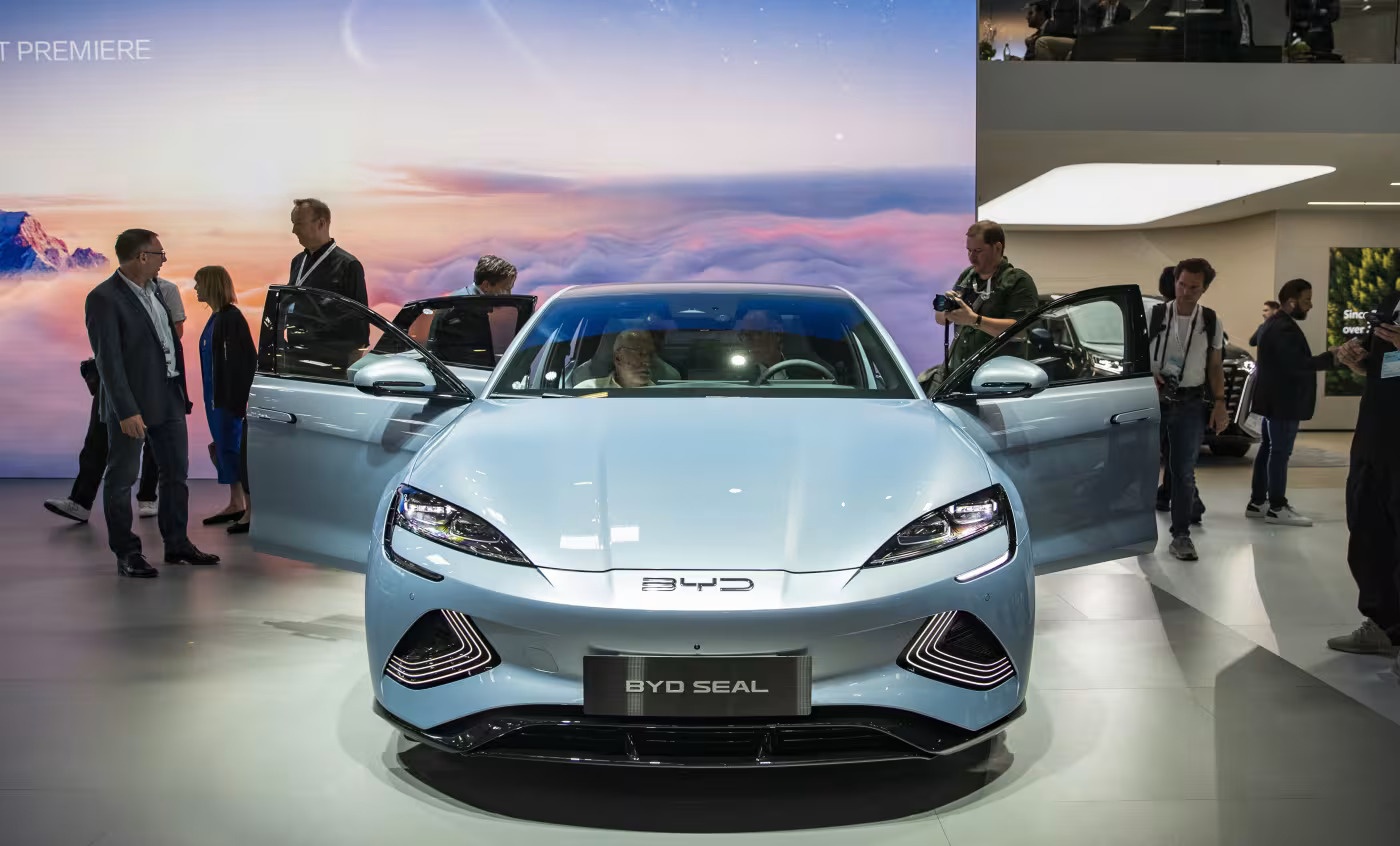 Con so gay ngac nhien cua xe dien Trung Quoc hinh anh