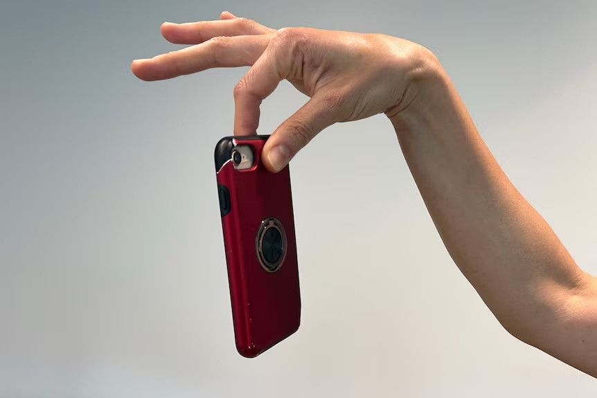 'Quang dien thoai di' khong phai cach giup ta tap trung hon hinh anh