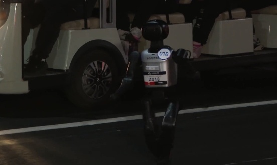 cuoc thi marathon robot anh 1