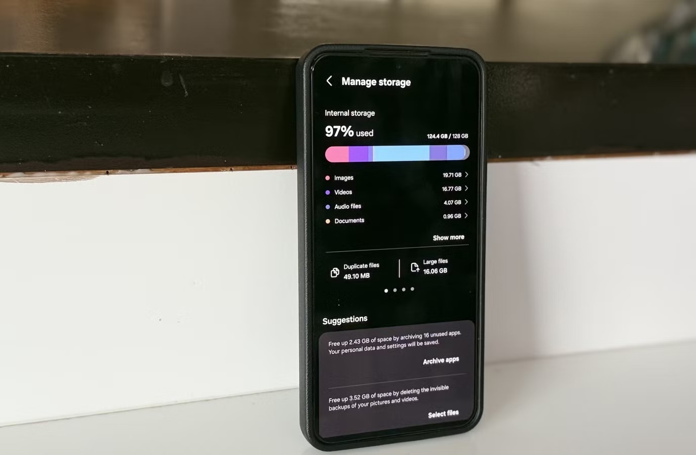 Tắt tính năng này để điện thoại Samsung mượt hơn