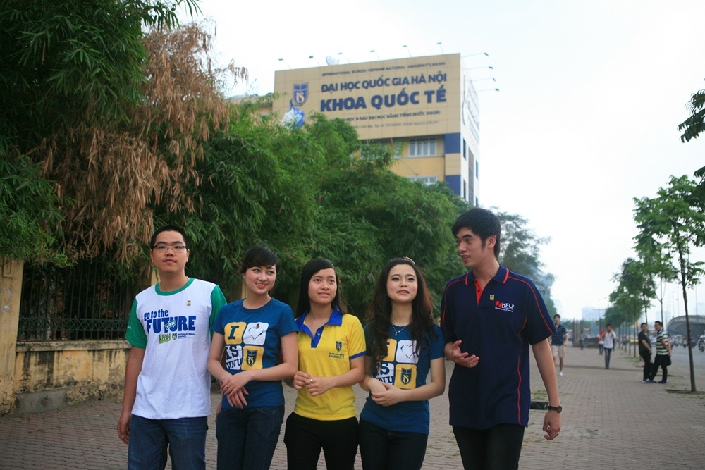 Khoa Quoc te - DH Quoc gia Ha Noi xet tuyen NV2 hinh anh