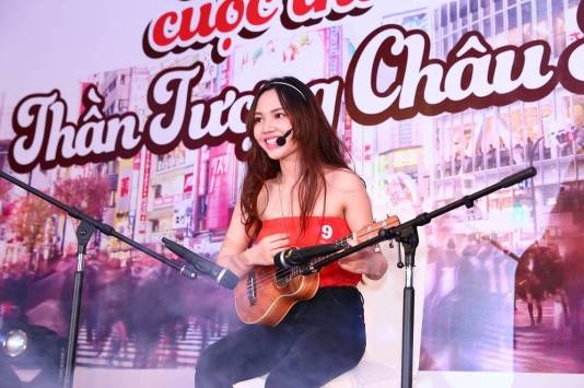 Thi sinh Than tuong chau A khoe chat rieng tren san khau hinh anh