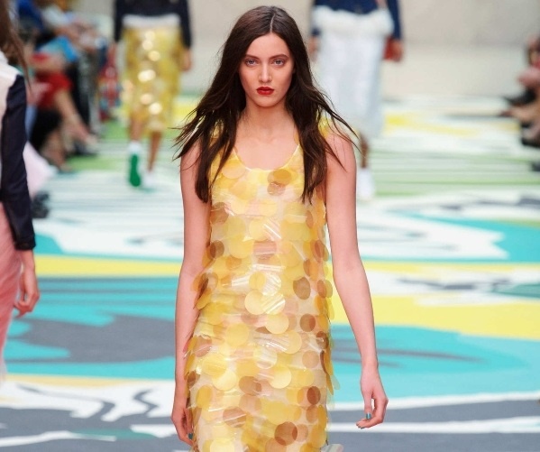 BST 'Burberry Prorsum nu xuan he 2015': Canh sac vuon xuan hinh anh