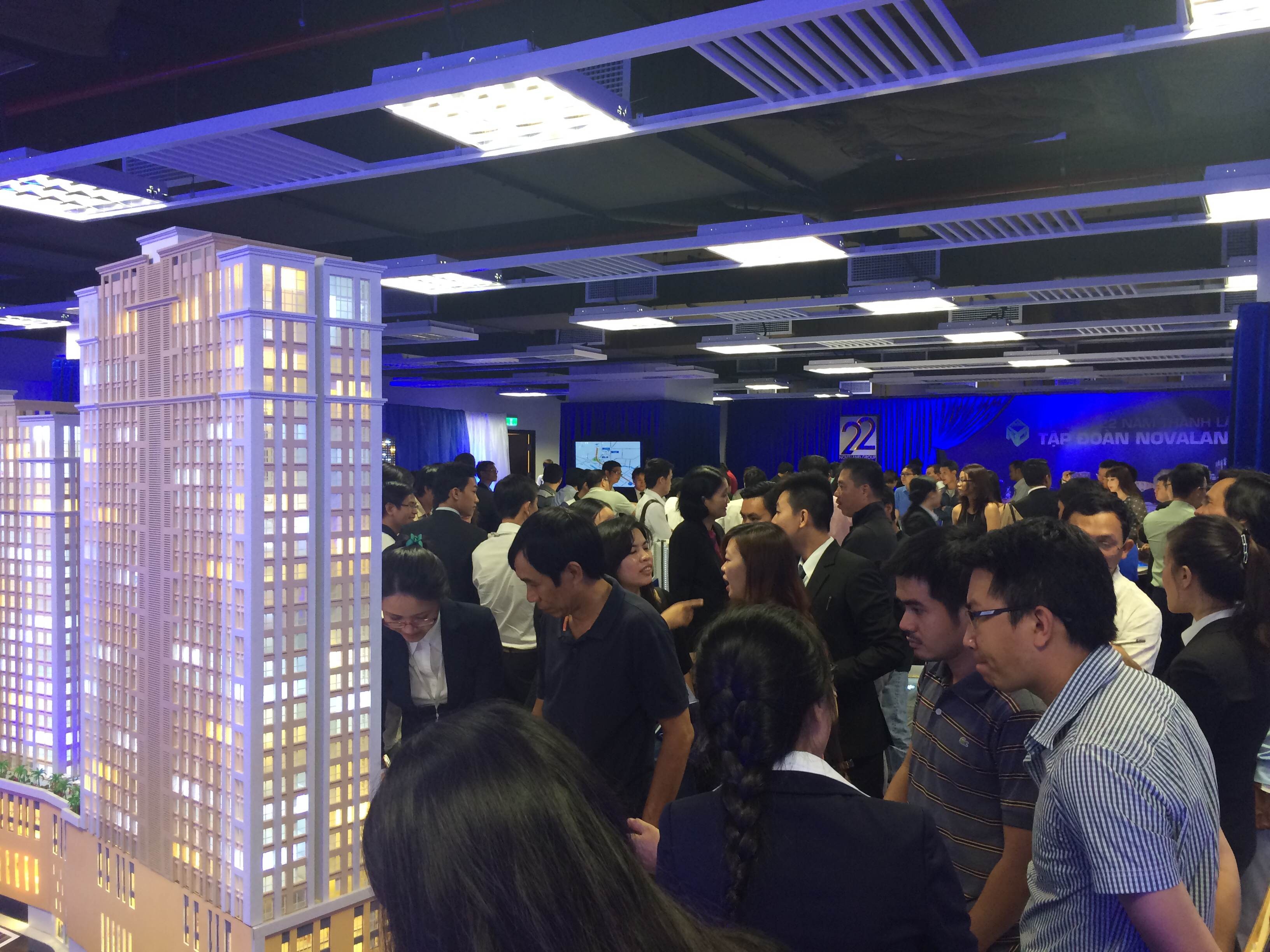 Hang nghin khach hang quan tam den cac du an cua Novaland hinh anh