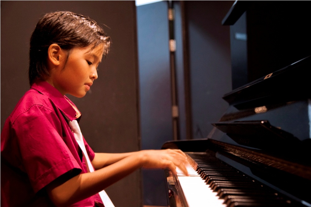Tran Manh Tuan vinh danh cac nghe si jazz tre tai nang hinh anh