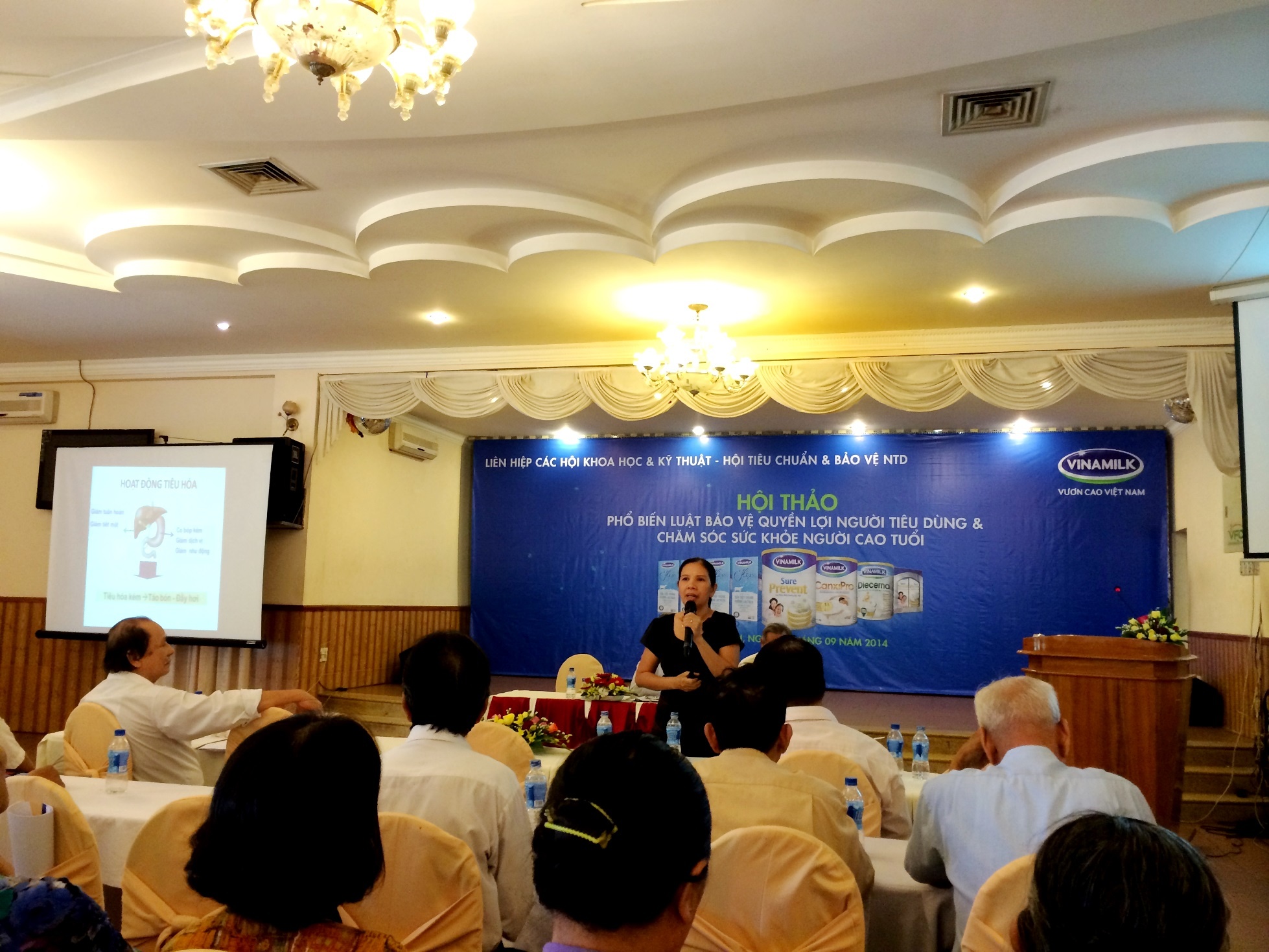 BS Chuyên khoa I Nguyễn Thị Ánh Vân - Phó Phòng Trung tâm Dinh dưỡng TP.Hồ Chí Minh chia sẻ thông tin “Dinh dưỡng hợp lý cho người cao tuổi”