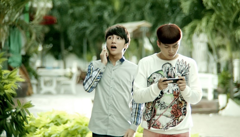 Sơn Tùng bất ngờ nhận cuộc gọi kiểm tra từ Hari.