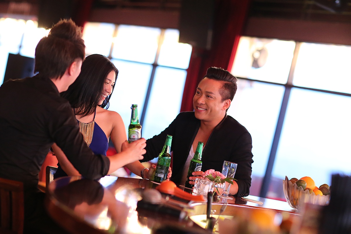   Ngắm nhìn thành phố từ trên cao sẽ đem tới những cảm xúc mới mẻ cho bạn trẻ.