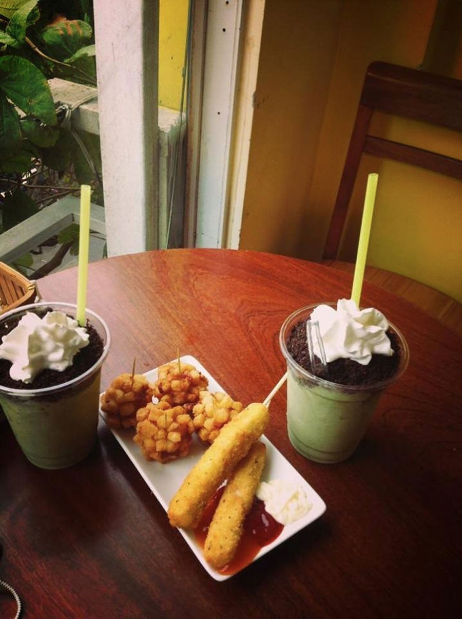 Hải sản xù và phomai que jambong - 2 món ăn vặt được yêu thích chỉ có tại PATO.