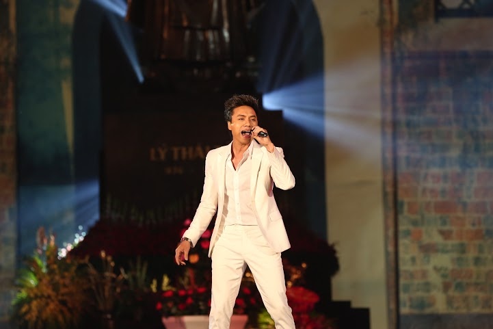 Ca si Duong Quoc Hung am long voi 'Ha Noi ngay ve' hinh anh