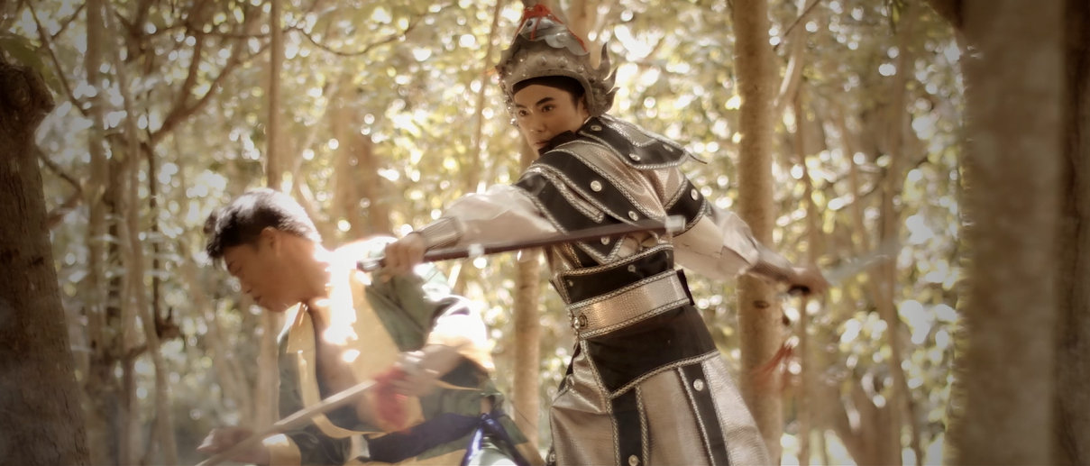 Chang trai 9X lam MV co trang 'Nam quoc son ha' hinh anh