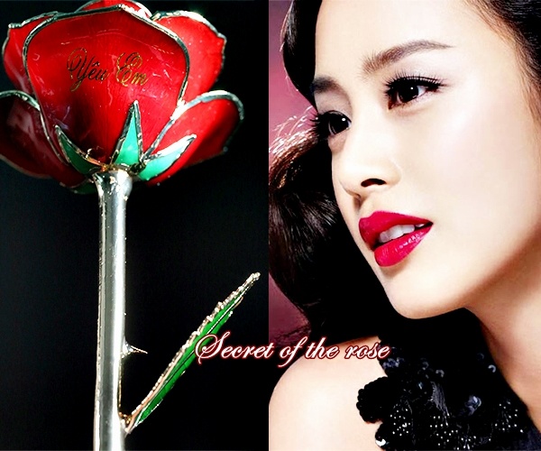 Hoa hồng dát vàng sơn mài viết chữ là món quà tặng sang trọng cho phái đẹp.