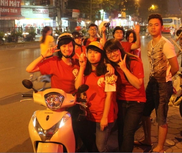 Nhung trai tim nhan ai cua ngay 20/10 hinh anh