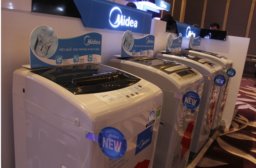 Thiet bi gia dung thong minh duoc ua chuong cuoi nam hinh anh