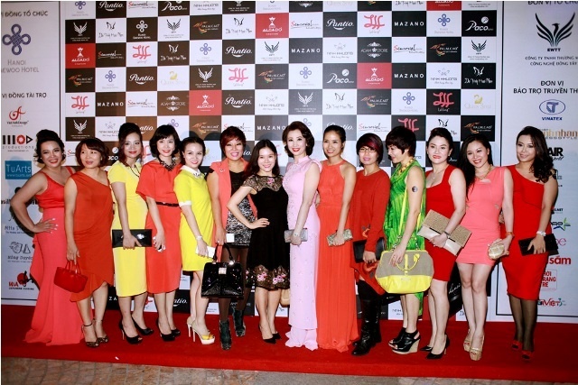 BST Queen of the Night tai su kien Hanoi Fashion Week hinh anh