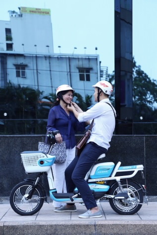 Hiện nay có nhiều loại mũ bảo hiểm gọn nhẹ, phù hợp cho người đi xe đạp điện.