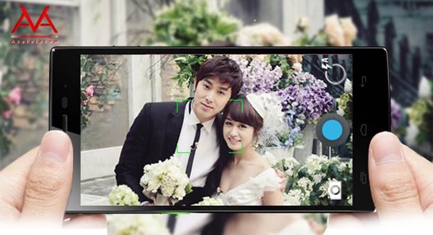 Camera sau 13.3 megapixel, camera trước 5.0 megapixel giúp Aveo X8 đứng đầu smartphone tầm trung có camera phân giải cao nhất.