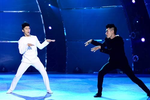 Bo ba 'Thu thach cung buoc nhay' tiep lua yeu thuong hinh anh