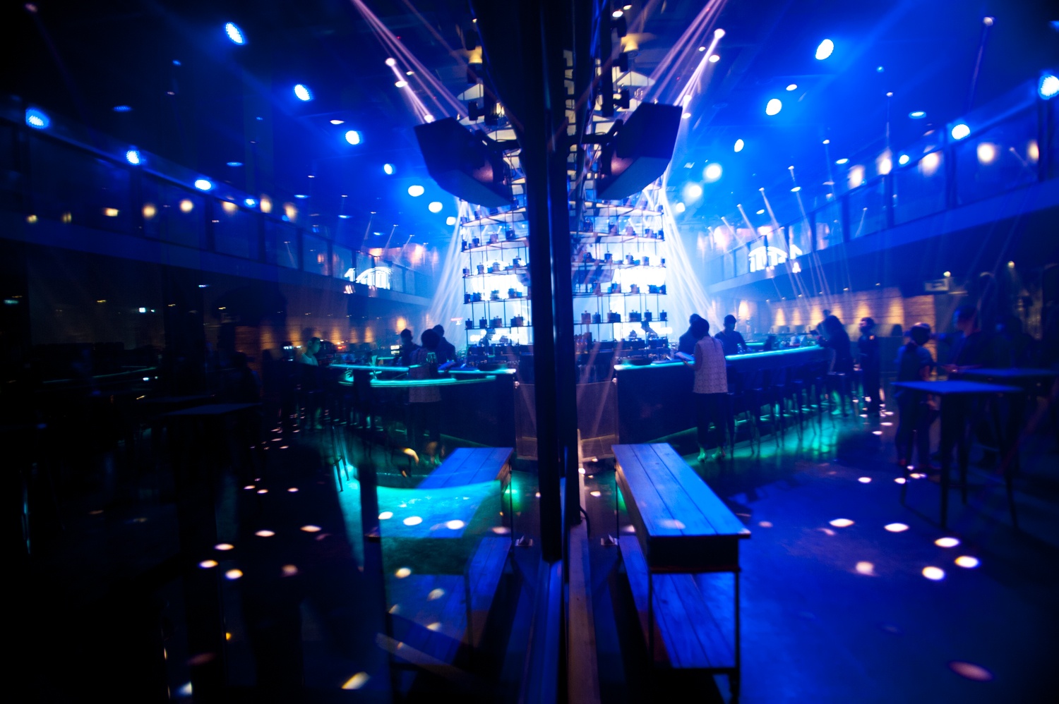 LEVEL10 - dia diem giai tri dang cap moi tai Ha thanh hinh anh