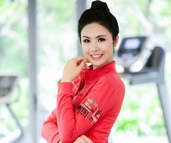 Thoi trang the thao thu - dong 2014 cua Hoa hau Ngoc Han hinh anh