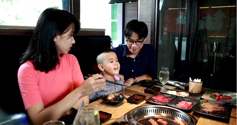 Clip hai huoc ve 5 ly do ban khong nen ghien SumoBBQ hinh anh