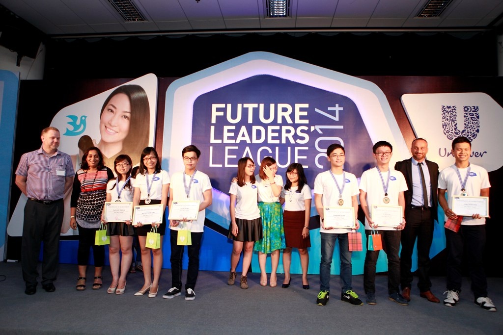 Boi thu tu mua gat kien thuc voi 'Thach thuc kinh doanh' hinh anh