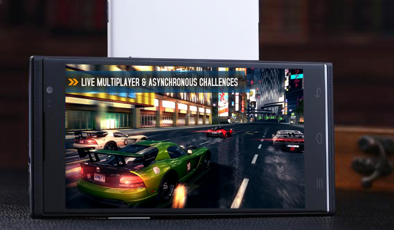 Game nặng như Alphalt 7 chơi mượt mà.