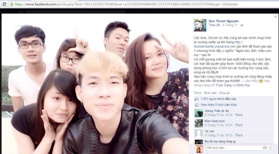 Một tấm ảnh khác Đức Thuận chụp cùng bạn bè.