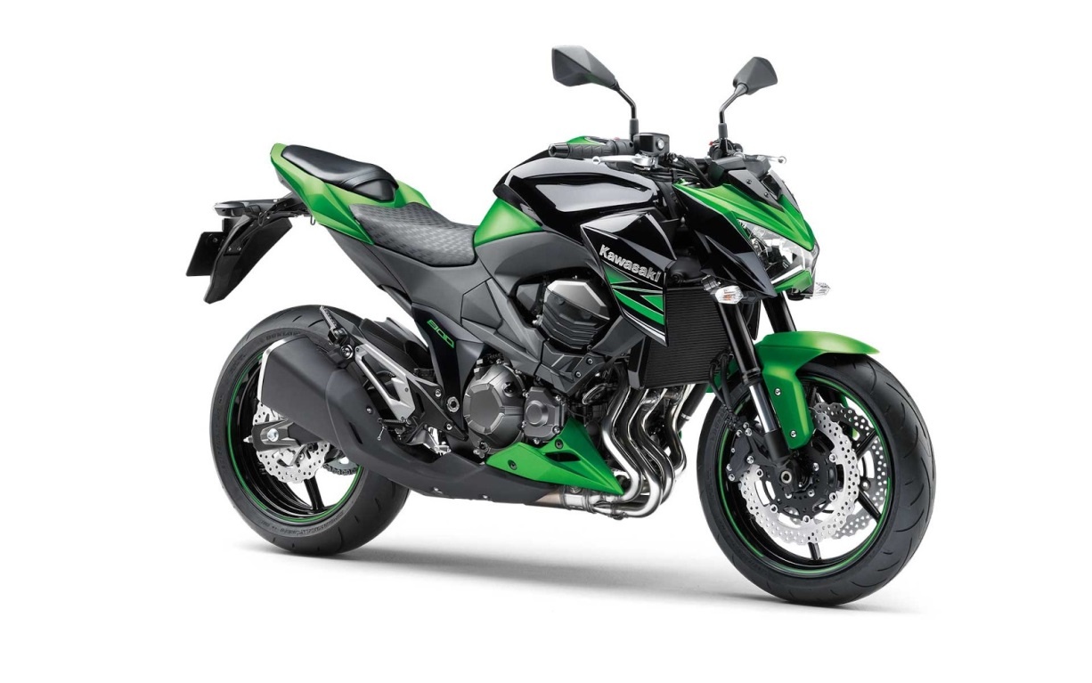 Kawasaki Z800 ABS 2015 châu Âu màu xanh đen.