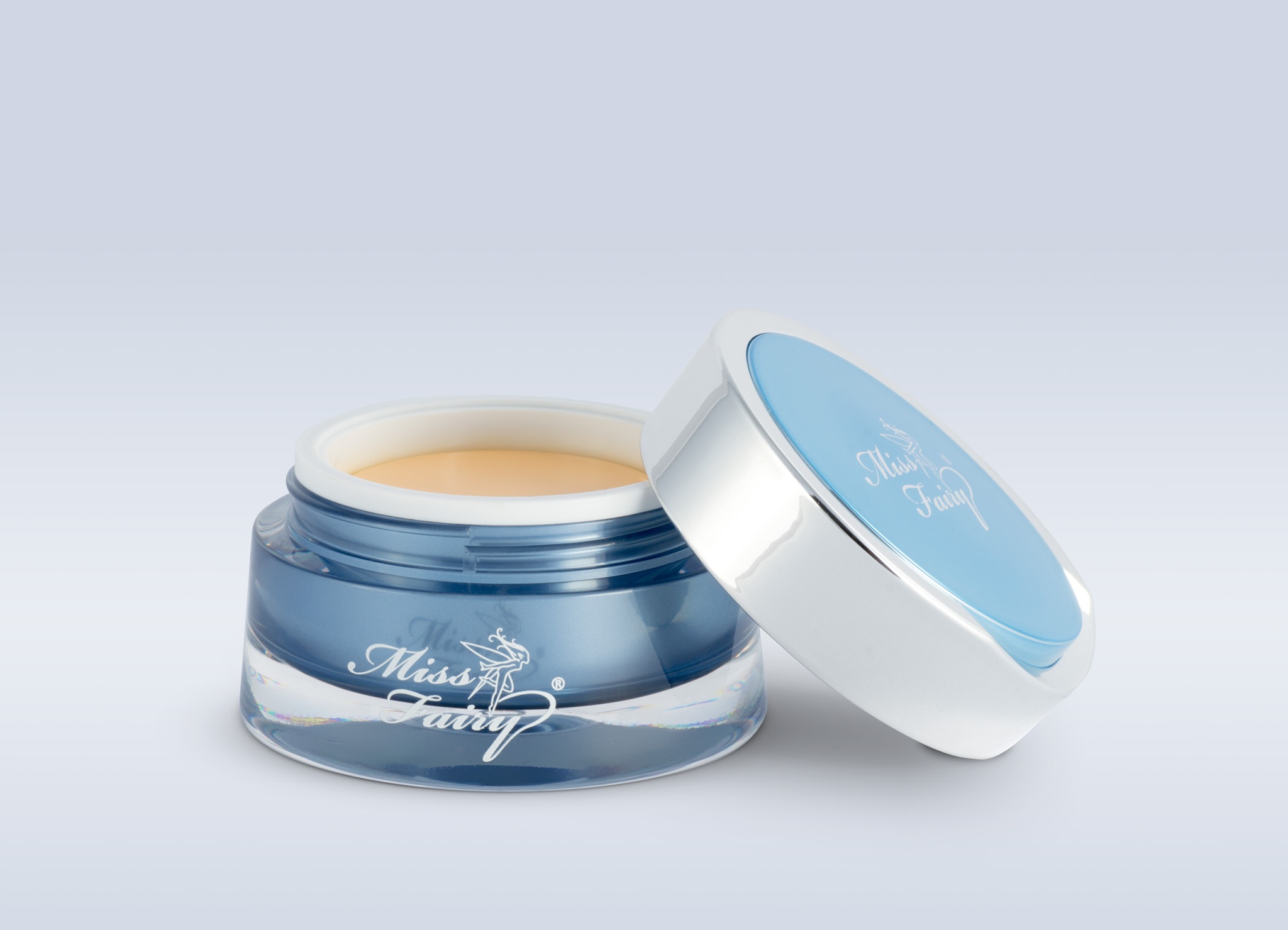 Sản phẩm kem dưỡng da tinh chất Q-10 hiệu Miss Fairy.