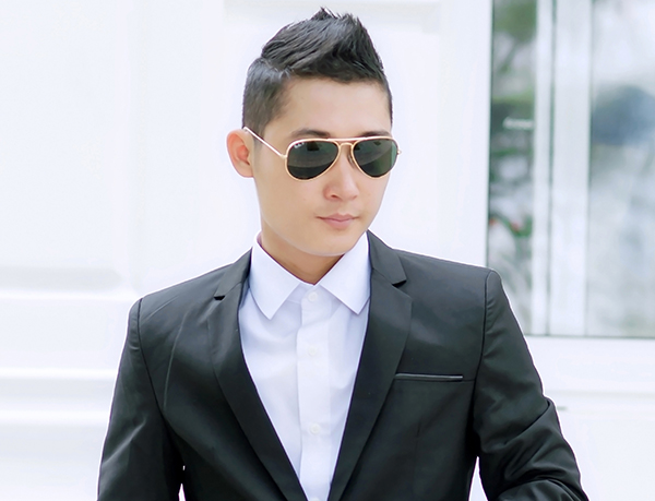 Thoi trang vest theo phong cach Han Quoc cho chang cong so hinh anh