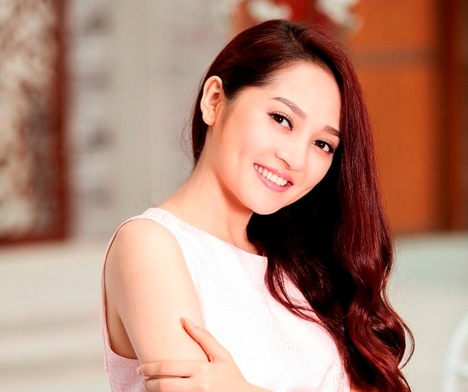 Ca si Bao Anh, Linh Xu va Tran Nguyen tro chuyen ve tinh ban hinh anh