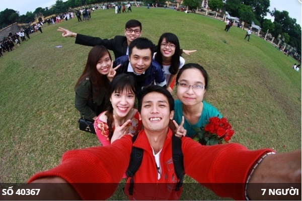 352 ban tre gop mat trong anh wefie vi cong dong hinh anh