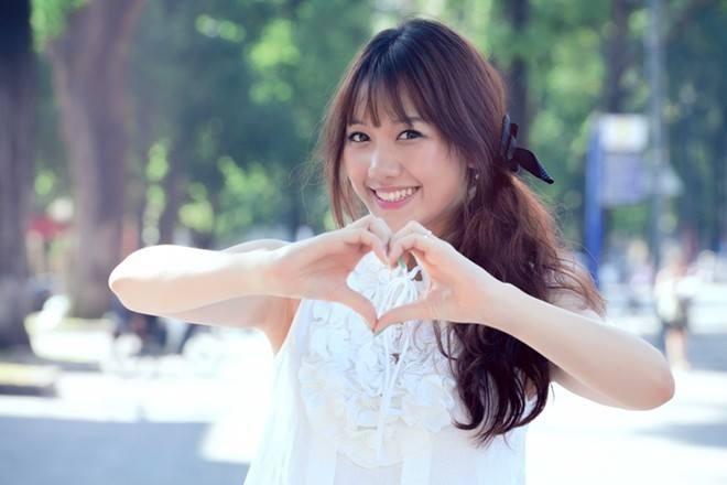 Hari Won thua nhan yeu 'nguoi thu 3' trong clip moi hinh anh