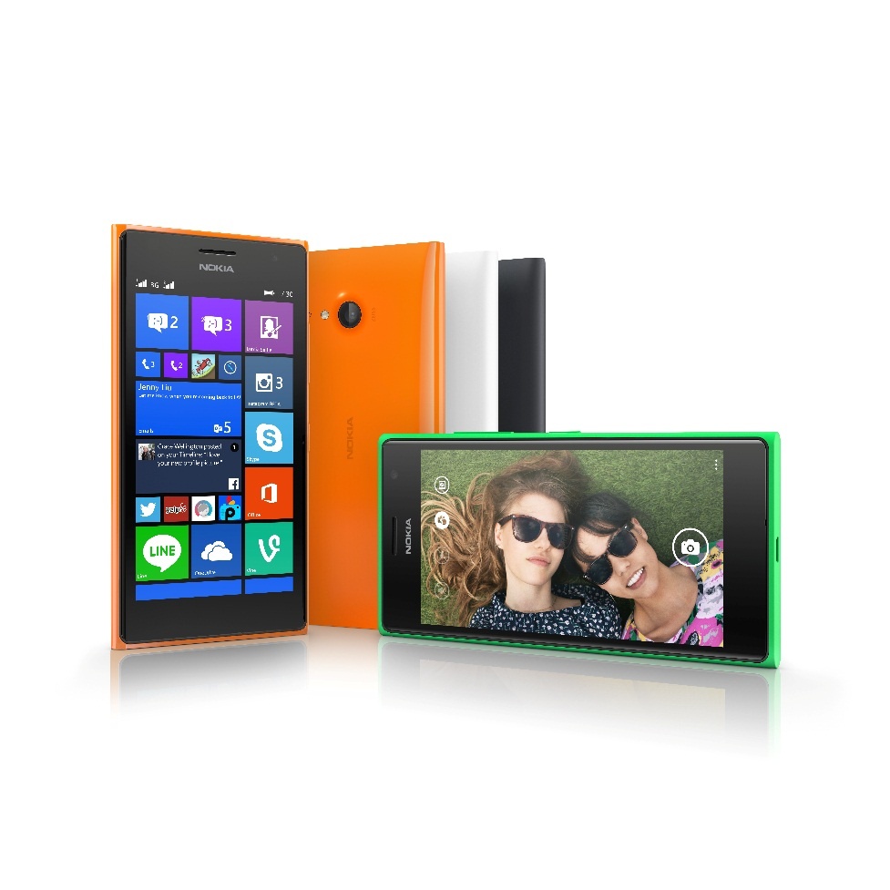   Camera trước 5MP góc siêu rộng là điểm nổi bật nhất của Lumia 730 Selfie.