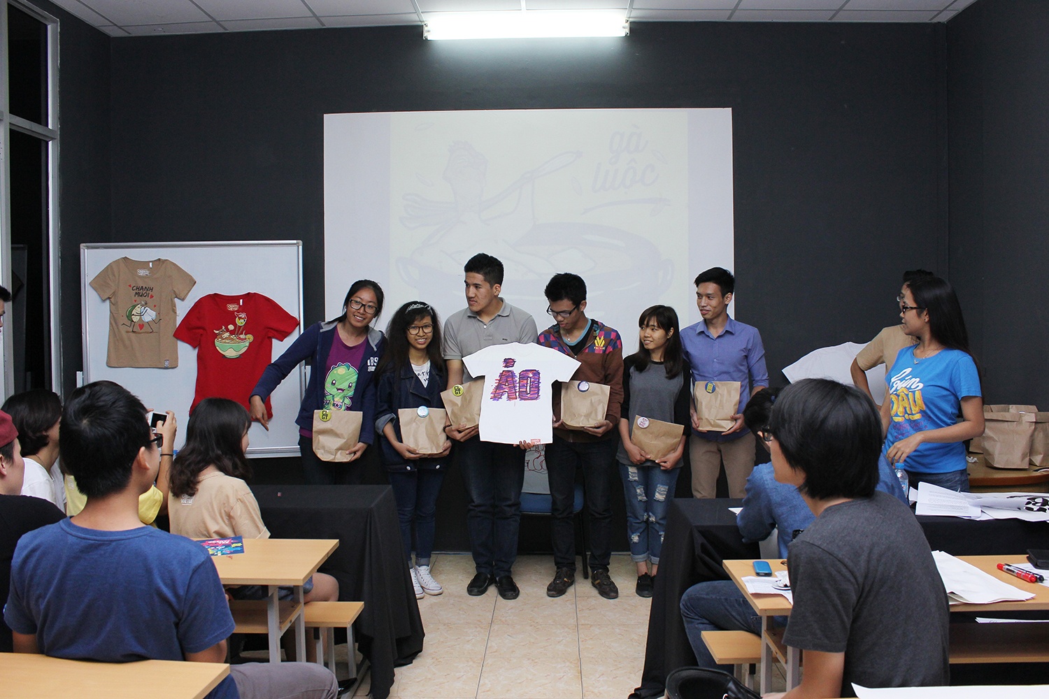 Designers bung no y tuong voi 'ranh ngon via he' hinh anh