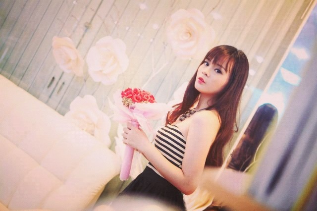 Ba co gai tai nang, xinh dep hinh anh