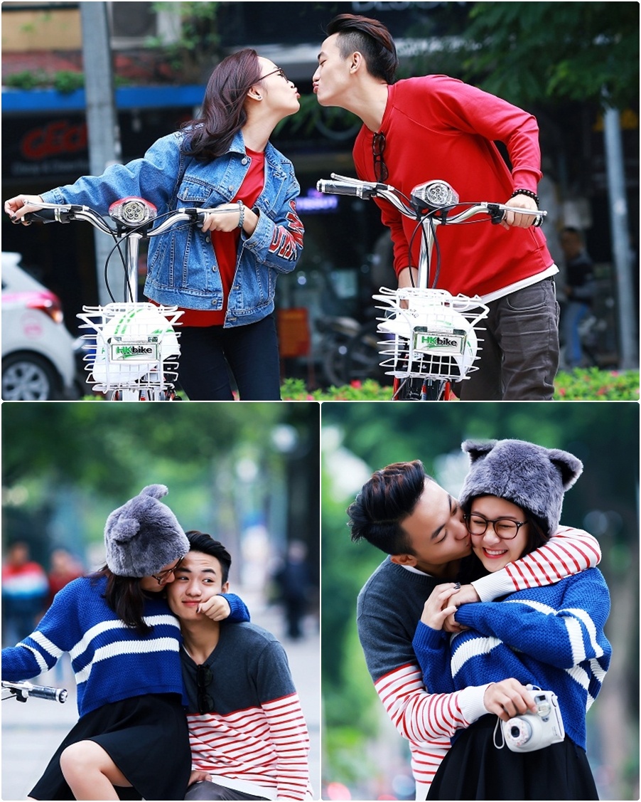 Cả hai dành cho nhau những cử chỉ thân mật.