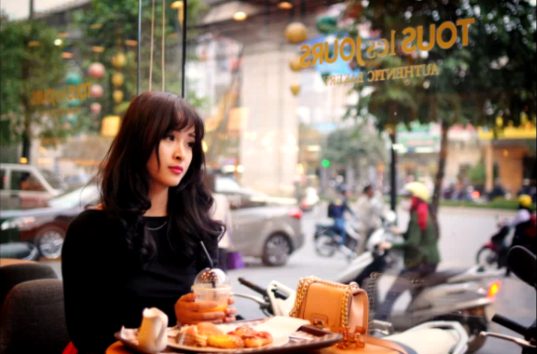 Chang trai lam quen voi ban gai bang Galaxy Note hinh anh