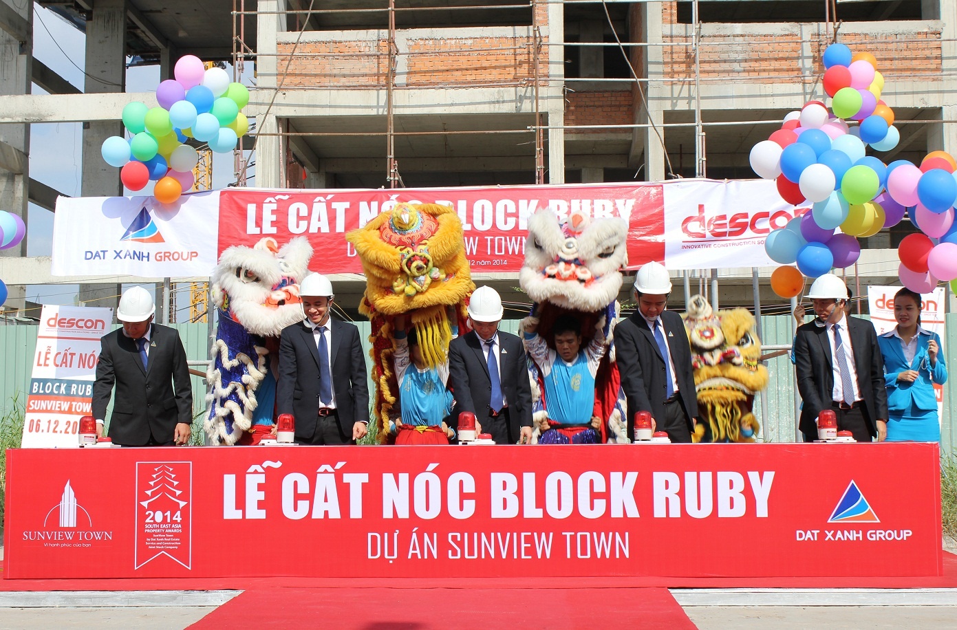 Sunview Town cat noc toa nha Block Ruby hinh anh